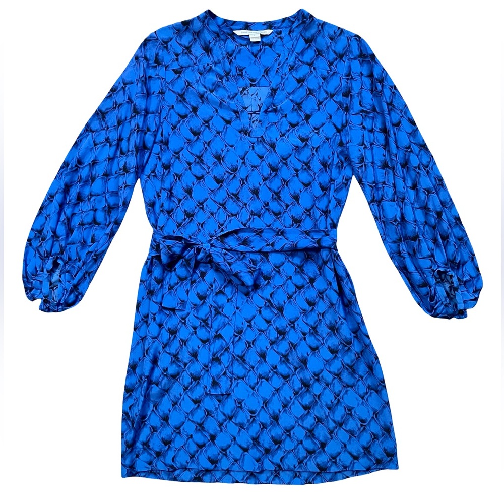 Diane Von Furstenburg Silk Tanyana Clean Belted Pockets Mini Shift Dress Size 8